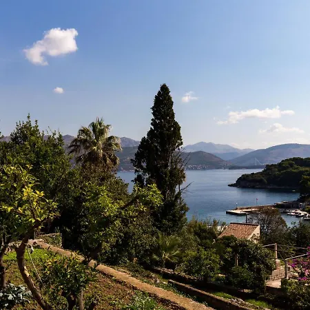 Restful In Dalmatia With Garden *